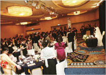 �u��V�ɂ��Ȃ�����I���ɂ��邽�߂̃A�h�o�C�X�ɂ͖{���ɏ������܂����B�v�i�n����j